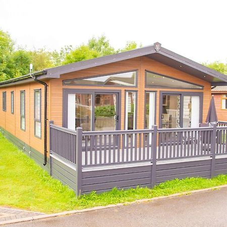 Penny Lodge With Hot Tub Malton Luaran gambar